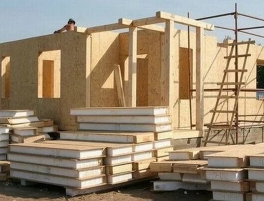 Купить или самому построить дом?